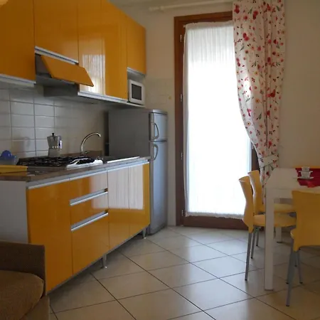 Cozy Near The - Beahost Apartment